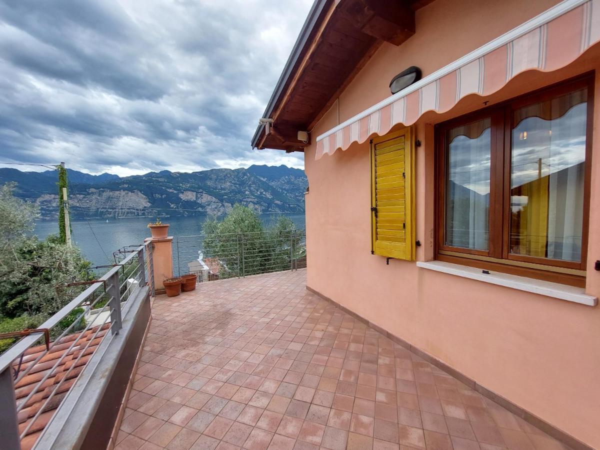 Вилла Casa Graziella Мальчезине Экстерьер фото