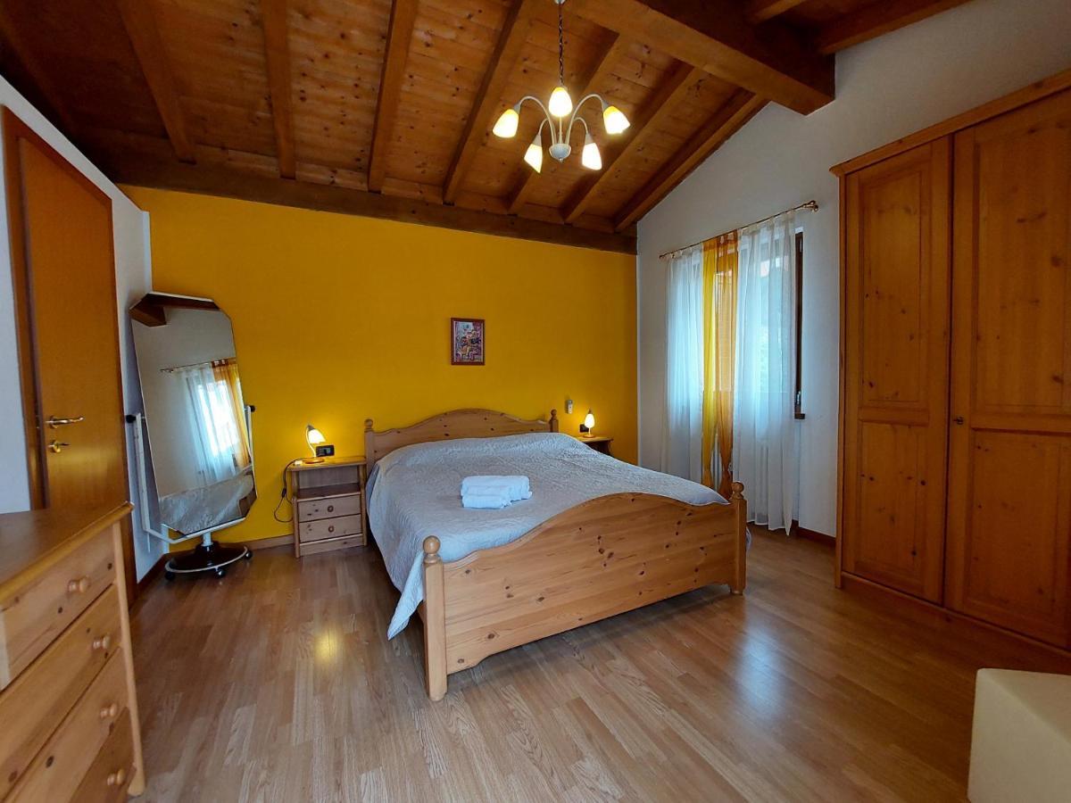 Вилла Casa Graziella Мальчезине Экстерьер фото