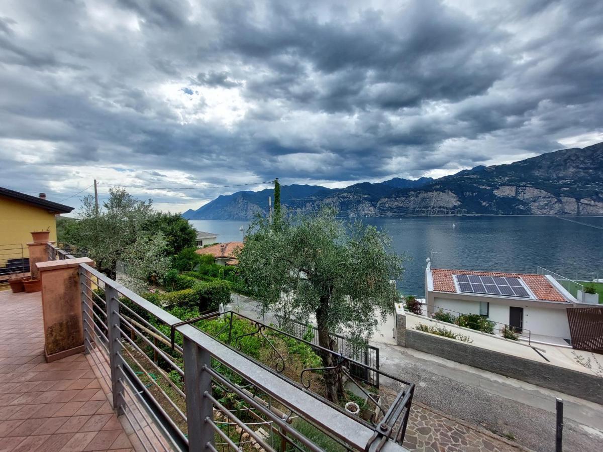 Вилла Casa Graziella Мальчезине Экстерьер фото
